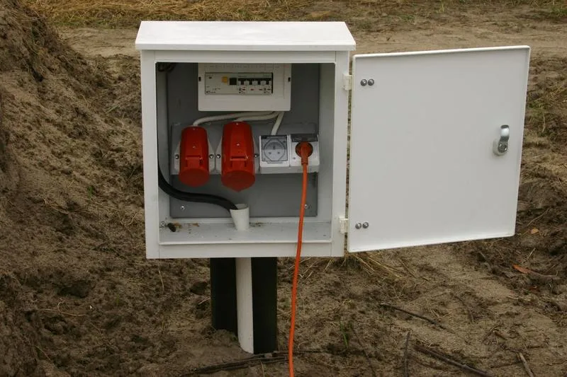 Wybór odpowiedniego prądu na budowę domu – co warto wiedzieć?