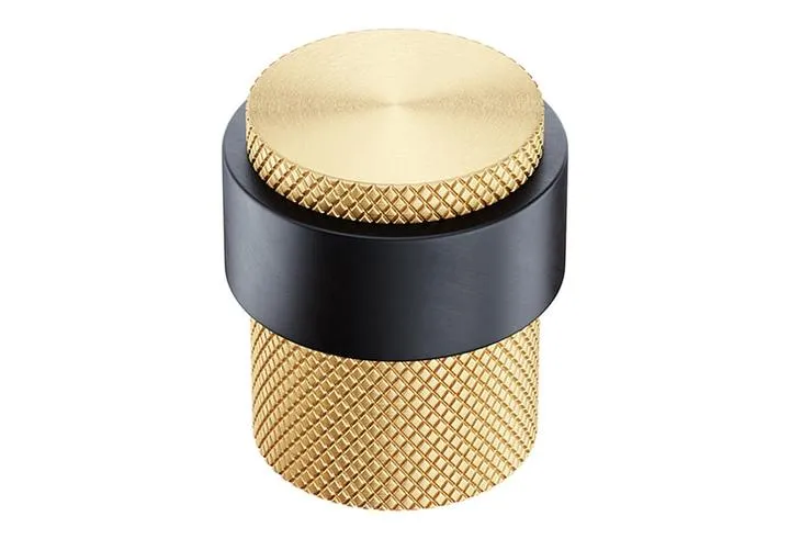 Montaż odbojnika do drzwi