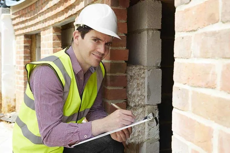 Sposoby rozliczeń z kierownikiem budowy