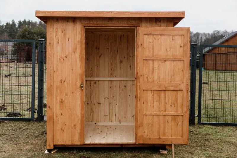 Wybór materiałów do kurnika